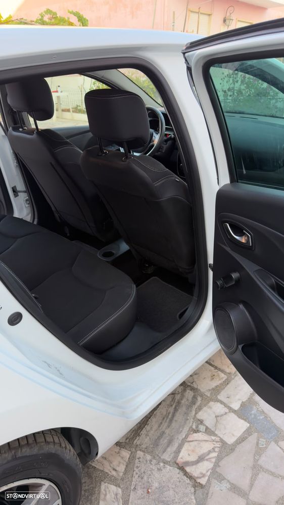 Renault Clio TCe 90 Dynamique - 11
