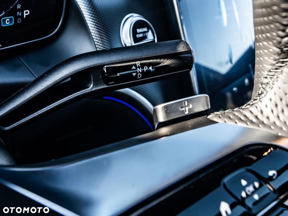 Mercedes-Benz GLC - 13