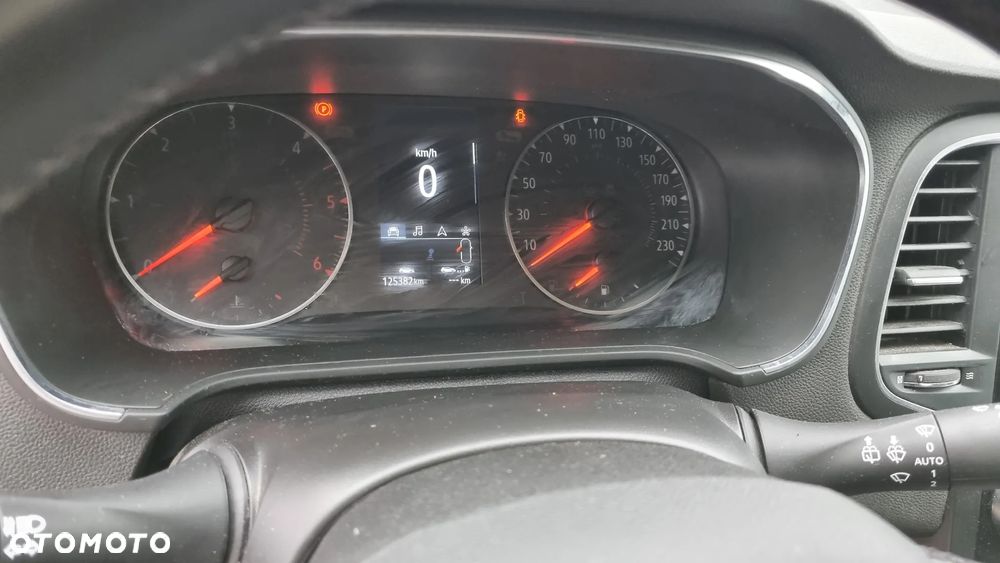 Renault Megane 1.5 Blue dCi Business - 21