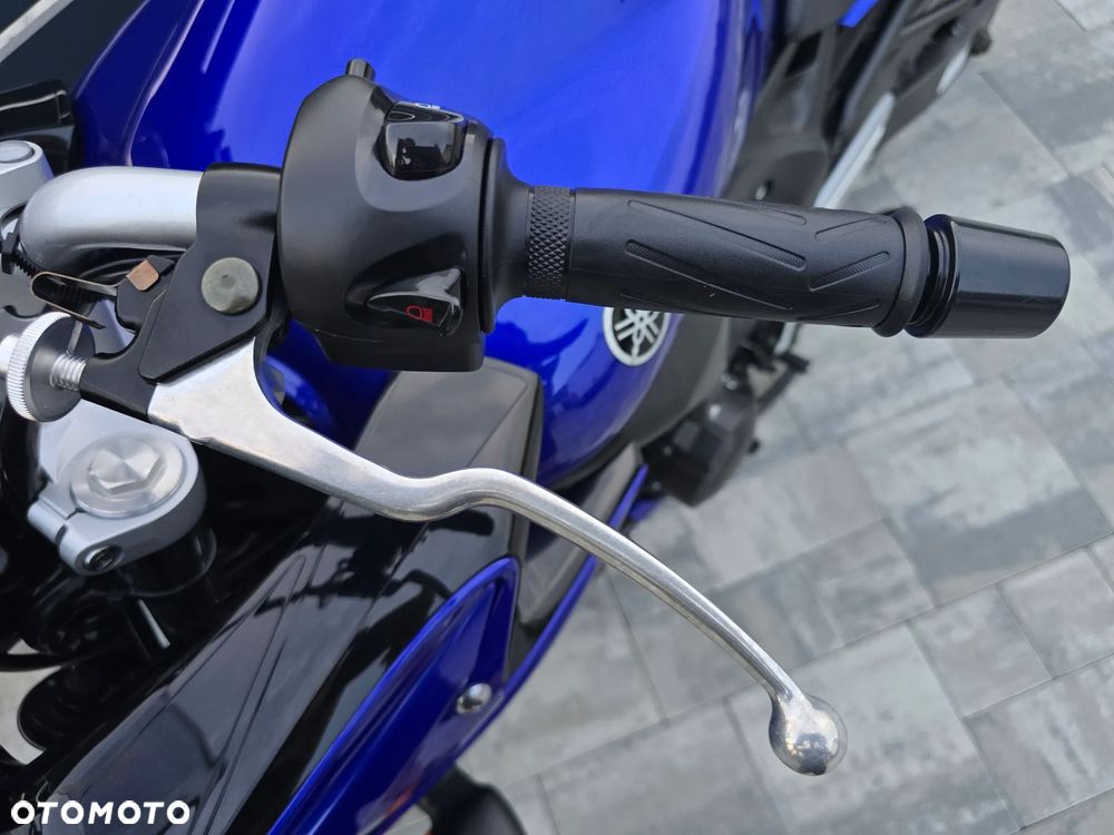 Yamaha FZ6 - 30