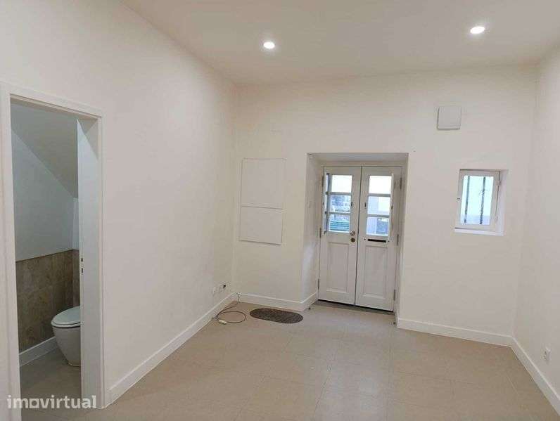 T1 – ALFAMA – 900€ - Grande imagem: 2/7