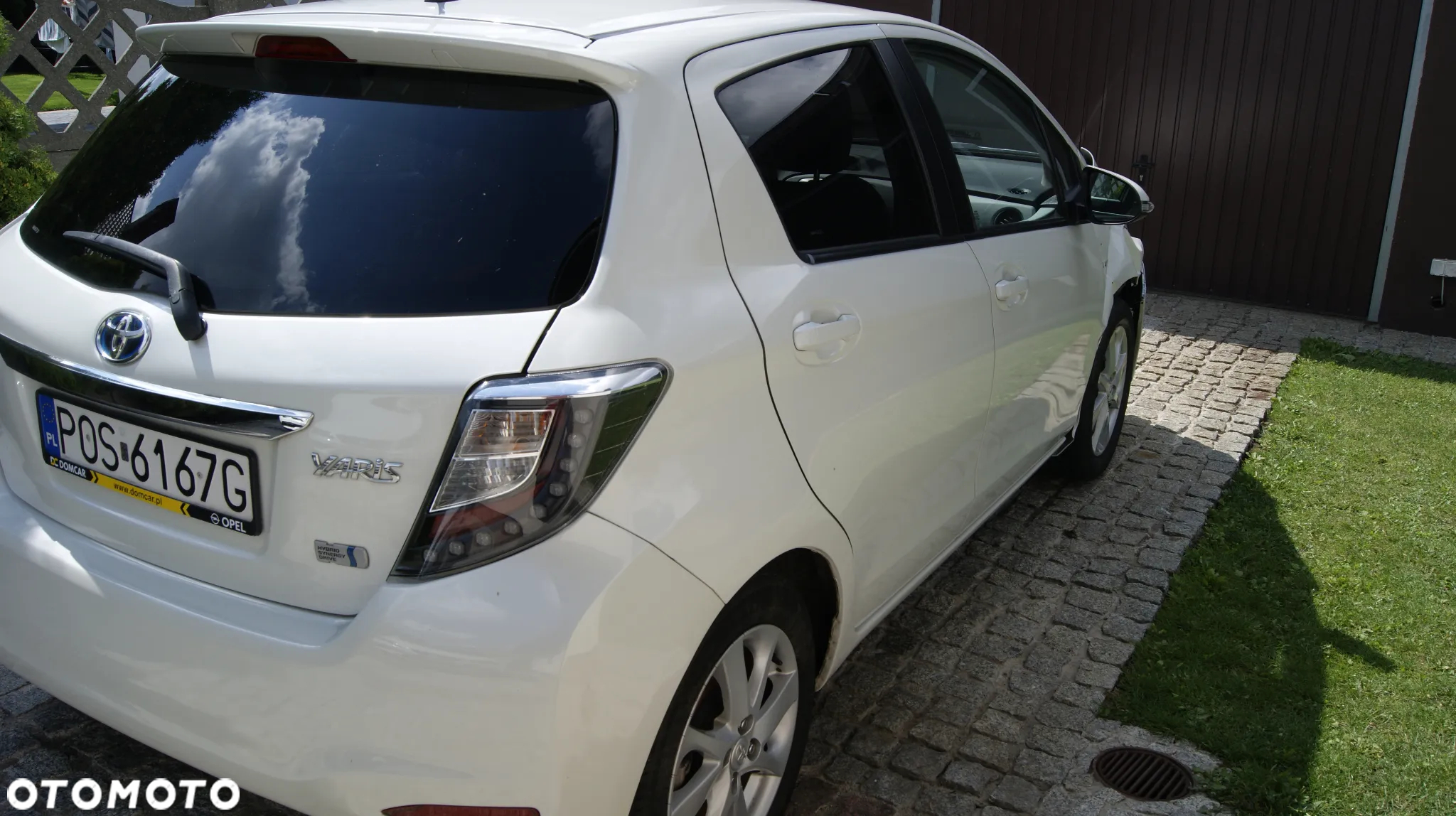 Toyota Yaris Hybrid 100 Dynamic - 5