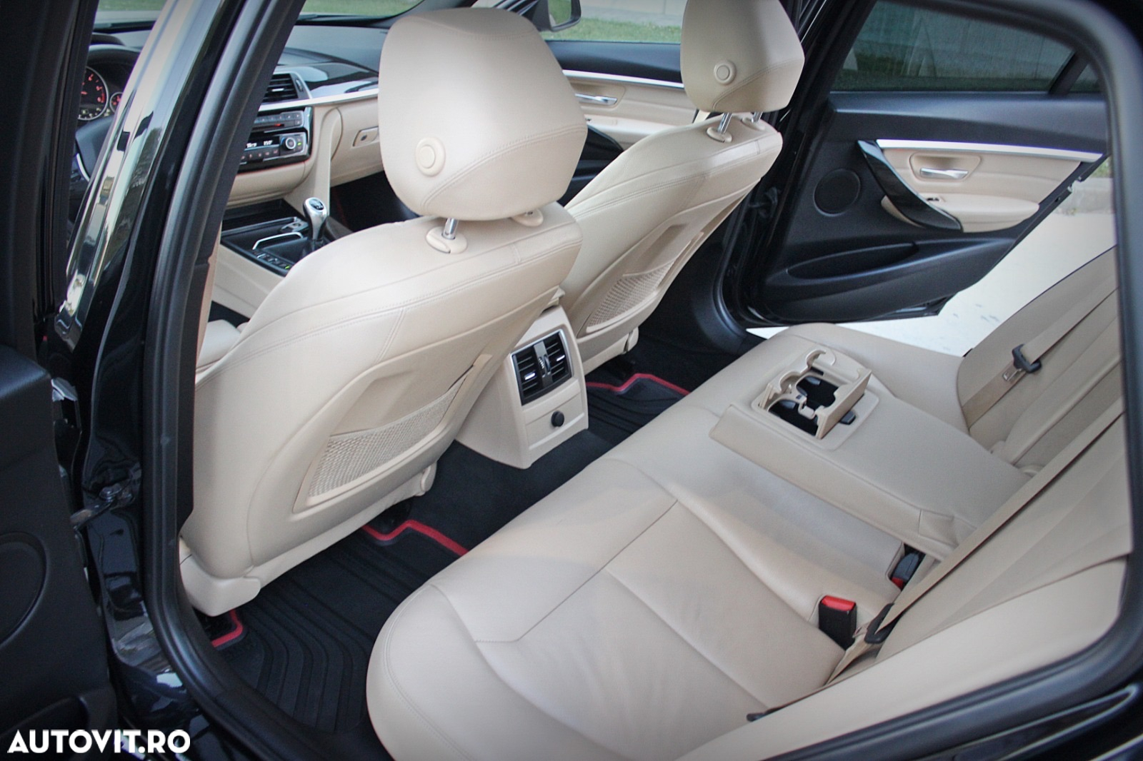 BMW Seria 3 316d Luxury Line - 16