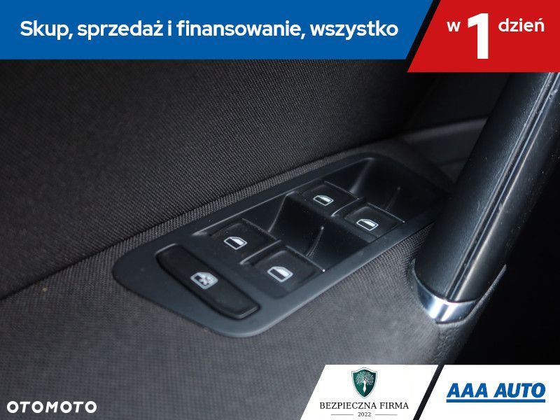 Volkswagen Golf Variant - 17