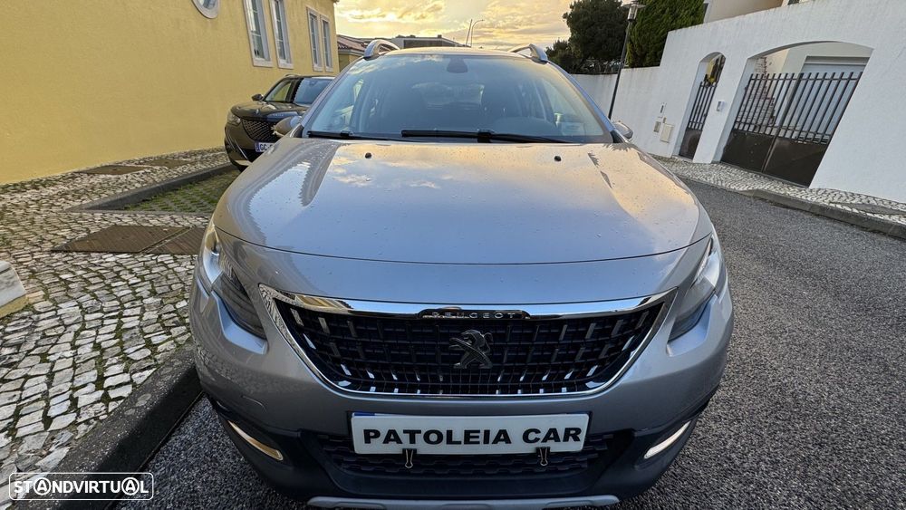 Peugeot 2008 1.2 PureTech Allure EAT6 - 27