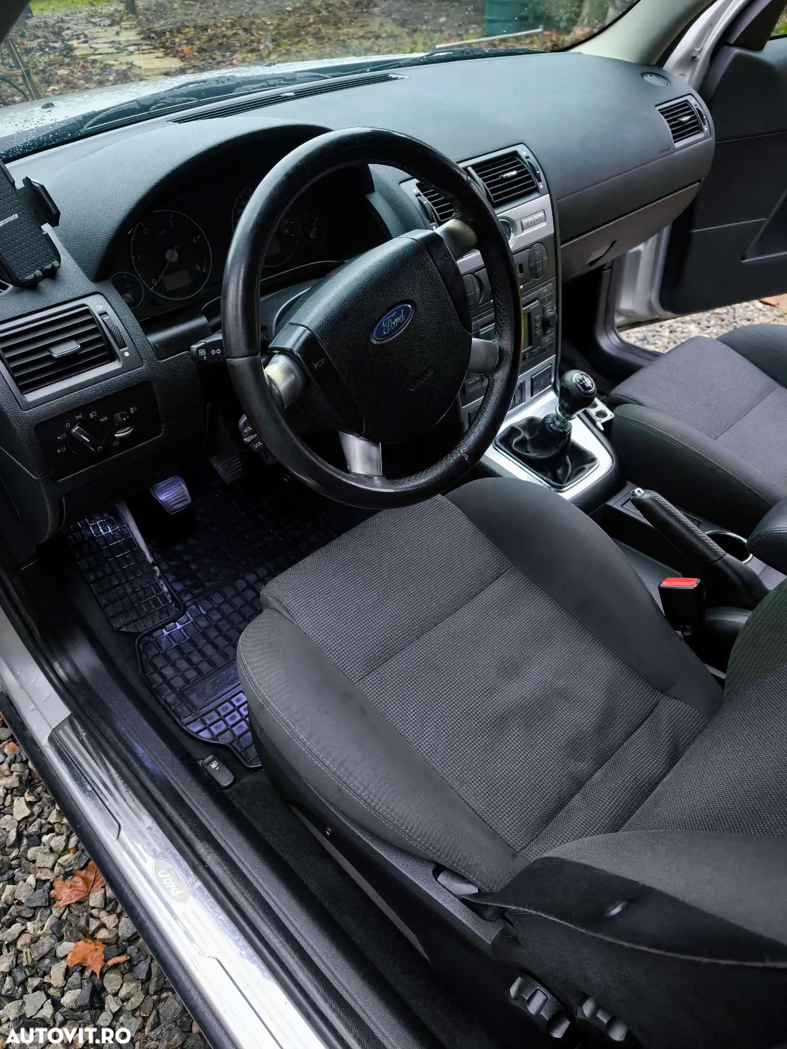 Ford Mondeo Wagon 2.0TDCi Ambiente - 14