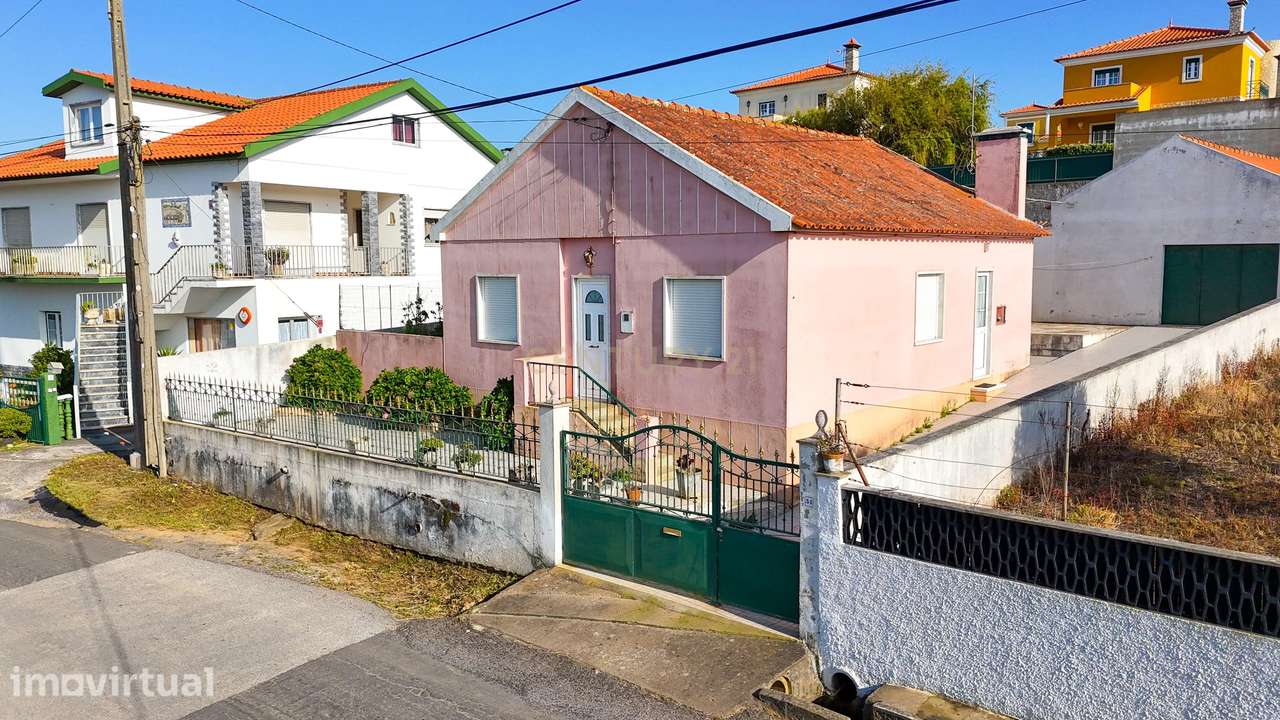 Moradia Isolada com Terreno de 450 m² | Perto das Praias da Ericeira - Grande imagem: 3/31