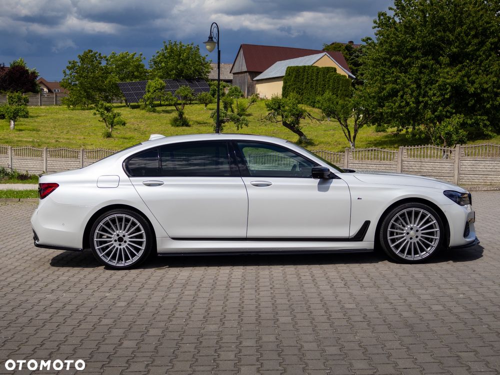 BMW Seria 7 730Ld xDrive - 26
