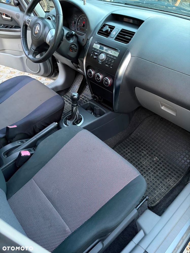 Suzuki SX4 - 6