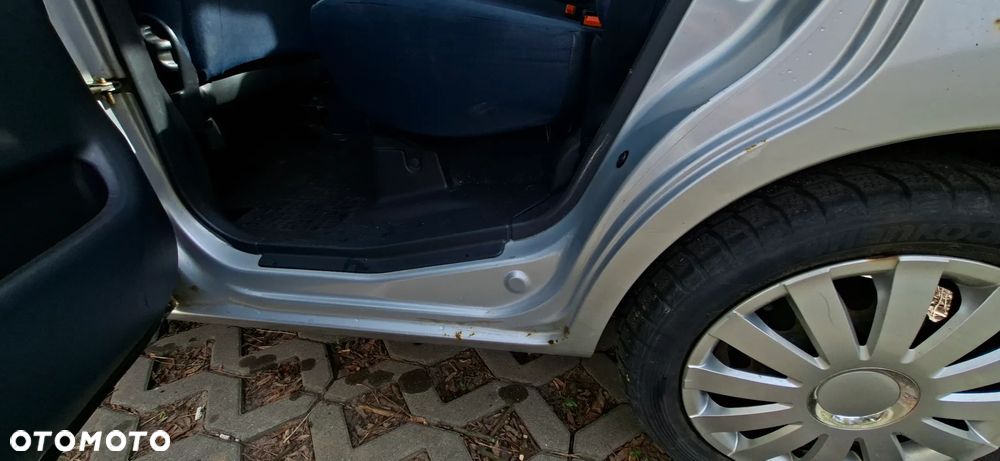 Suzuki Wagon R+ 1.3 Club - 12