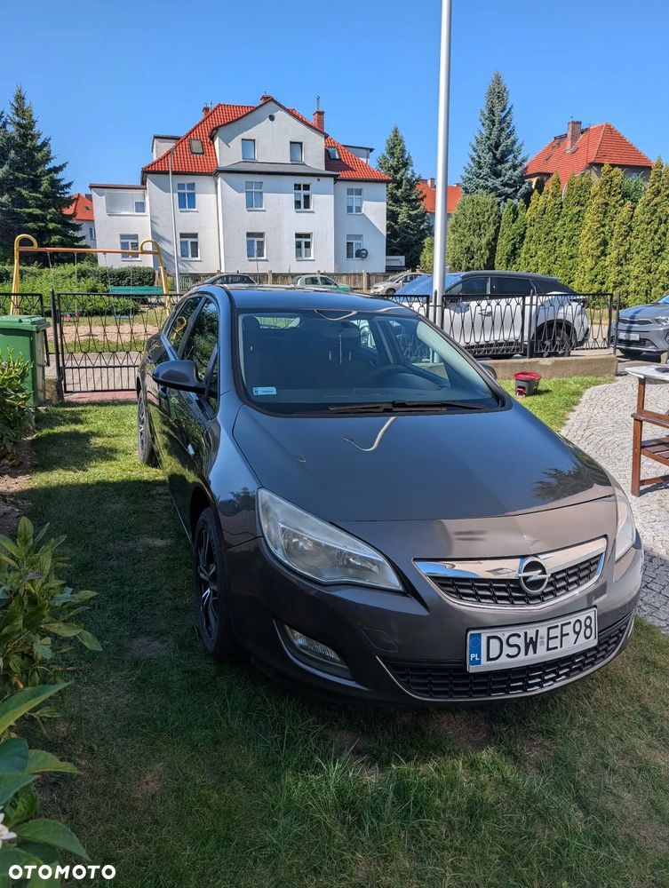 Opel Astra 1.4 ecoFLEX - 4