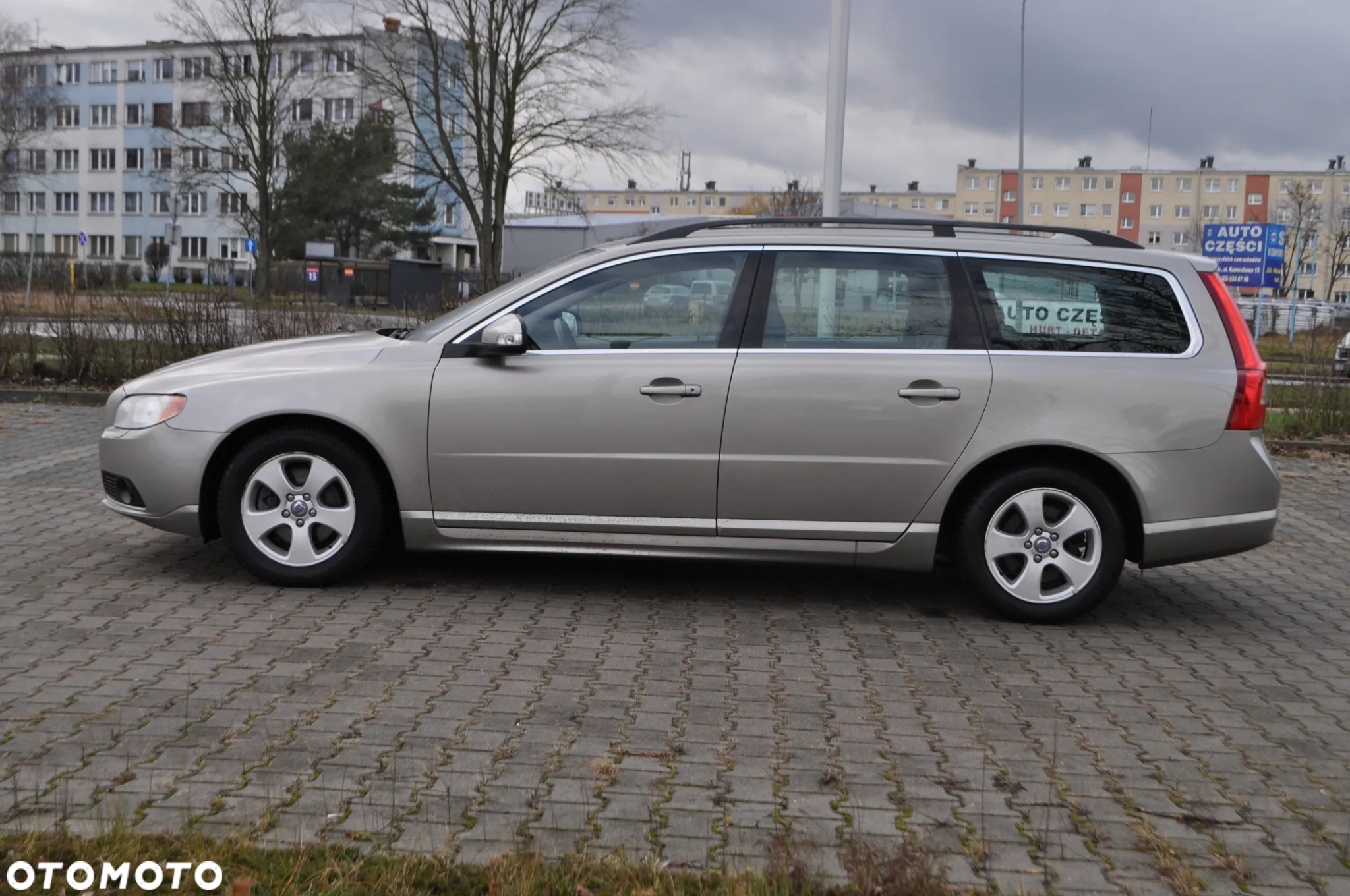 Volvo V70 DRIVe Momentum - 14