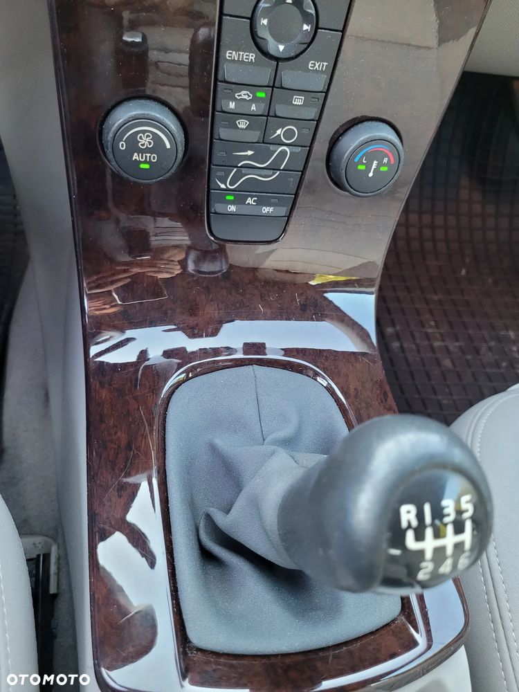 Volvo V50 2.0D - 12