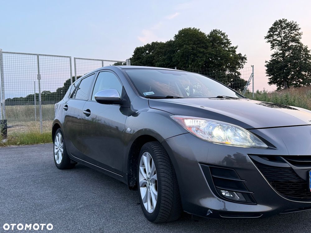 Mazda 3 1.6 Exclusive + - 3