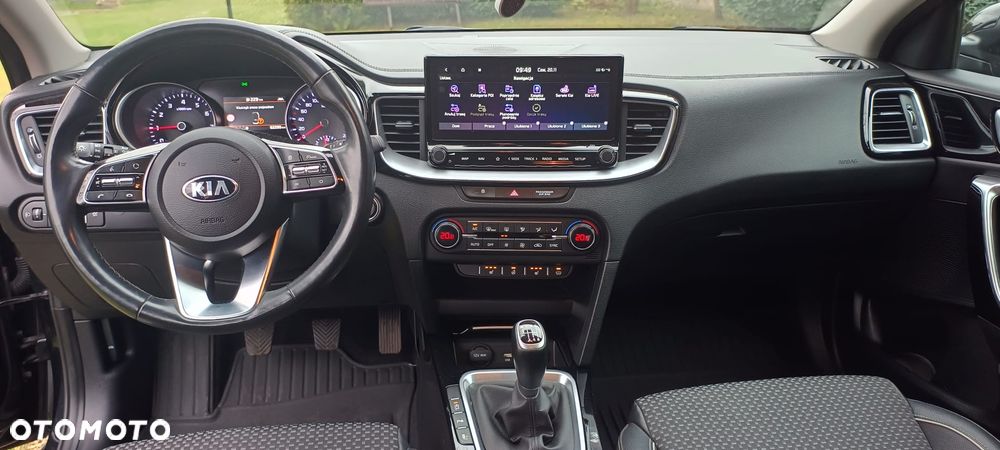 Kia XCeed 1.5 T-GDI Business Line - 11