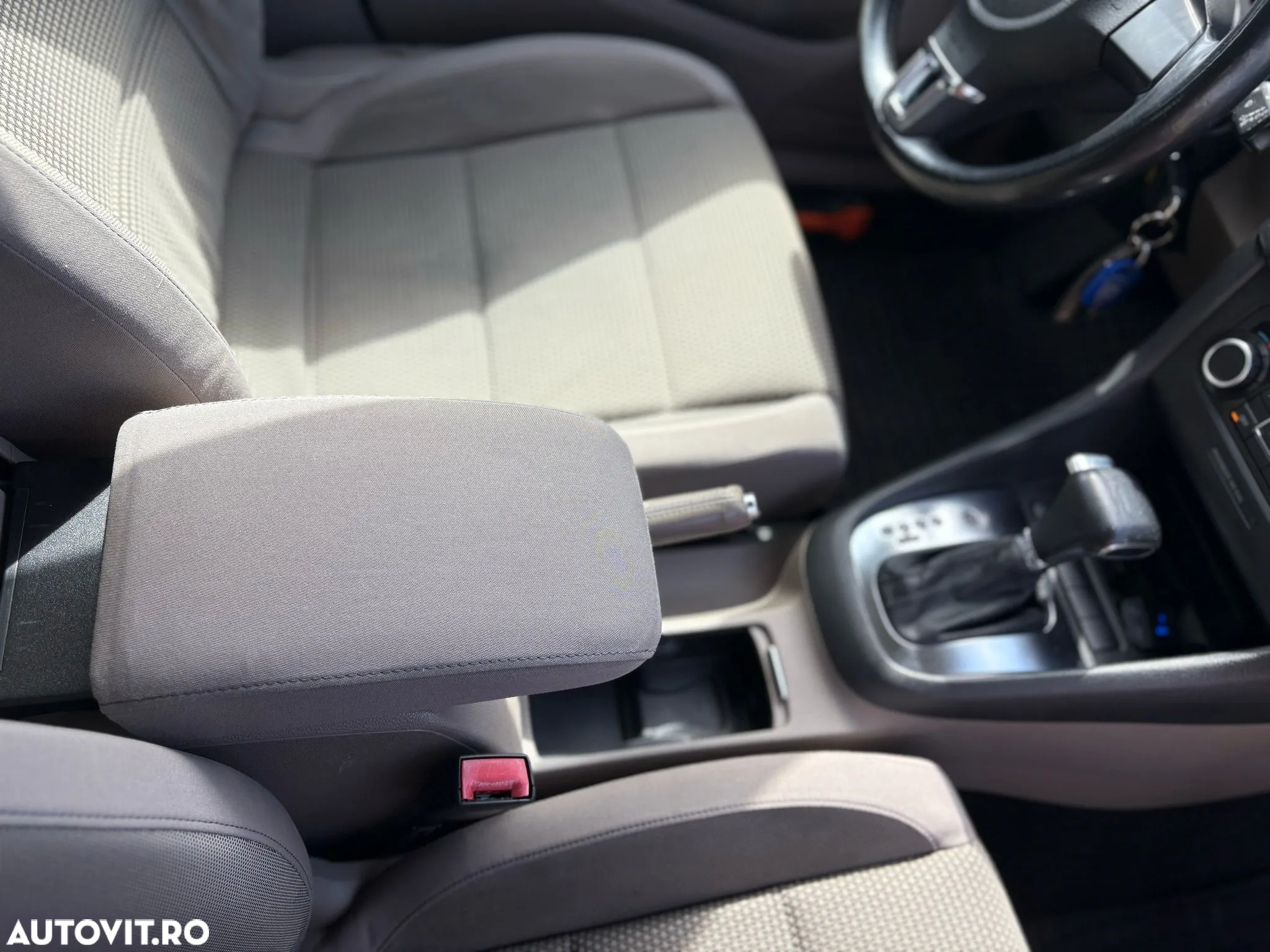 Volkswagen Golf 1.4 TSI DSG Trendline - 11