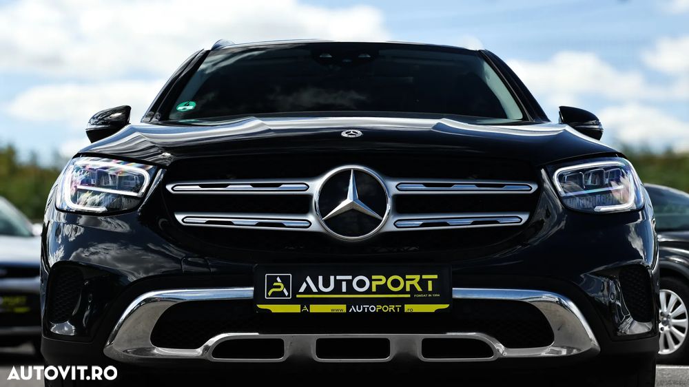 Mercedes-Benz GLC - 11