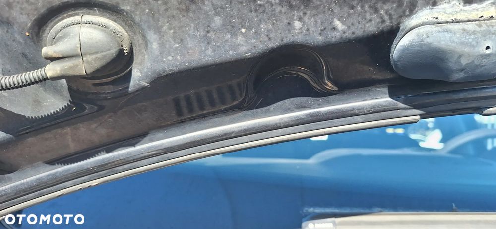 Volkswagen Golf V+ Maska Pokrywa Komory Silnika Kod Lakieru LC9Z - 29