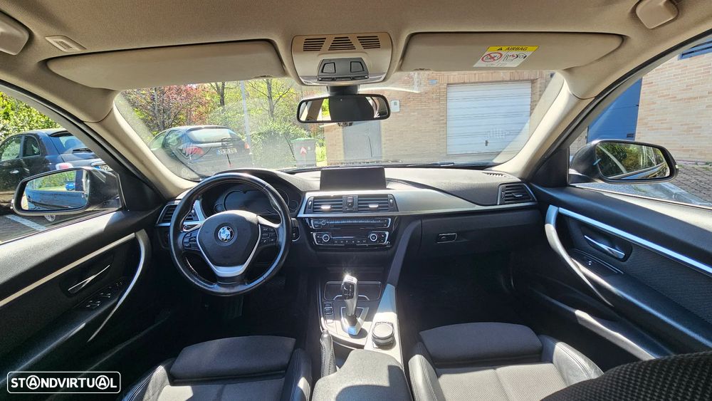 BMW 320 i Aut. Sport Line - 17