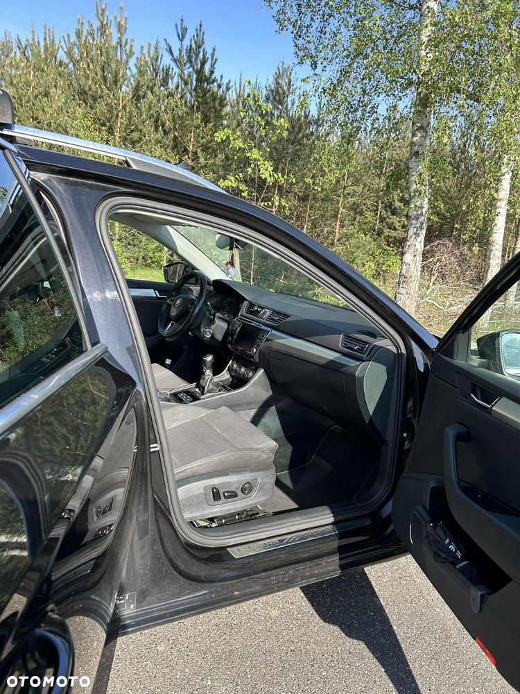 Skoda Superb 1.6 TDI Active - 11