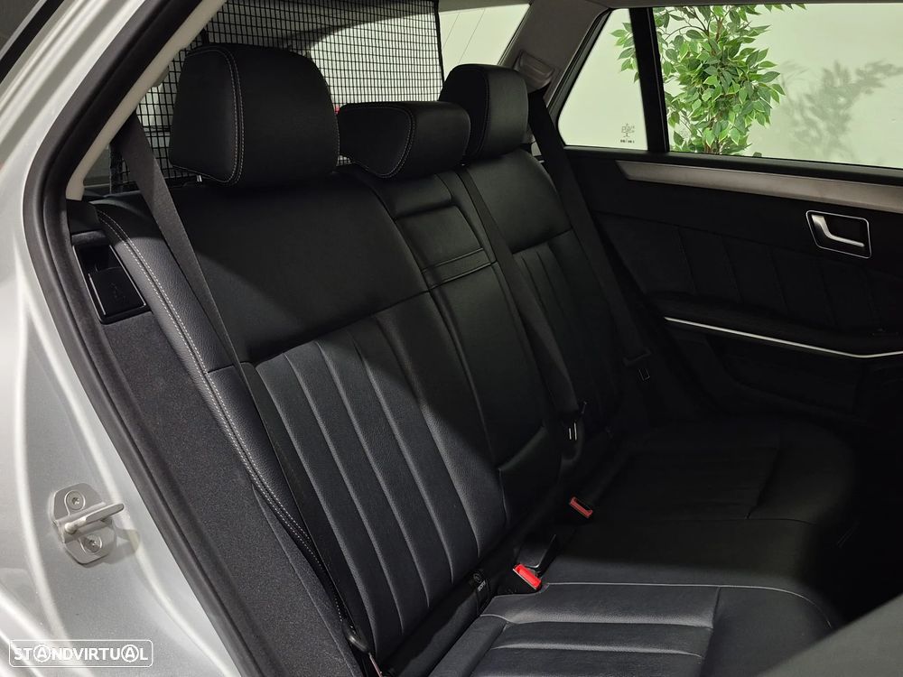Mercedes-Benz E 300 Bluetec Hybrid Avantgarde - 22