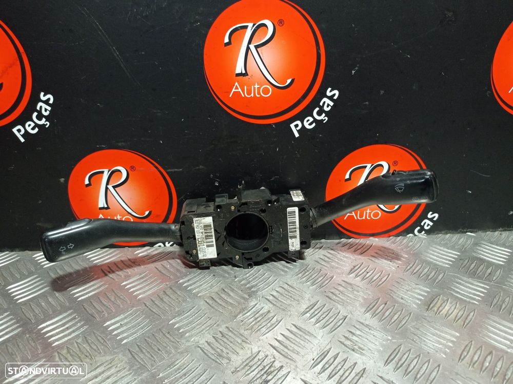 Manete Dos Piscas Skoda Fabia I (6Y2) - 1