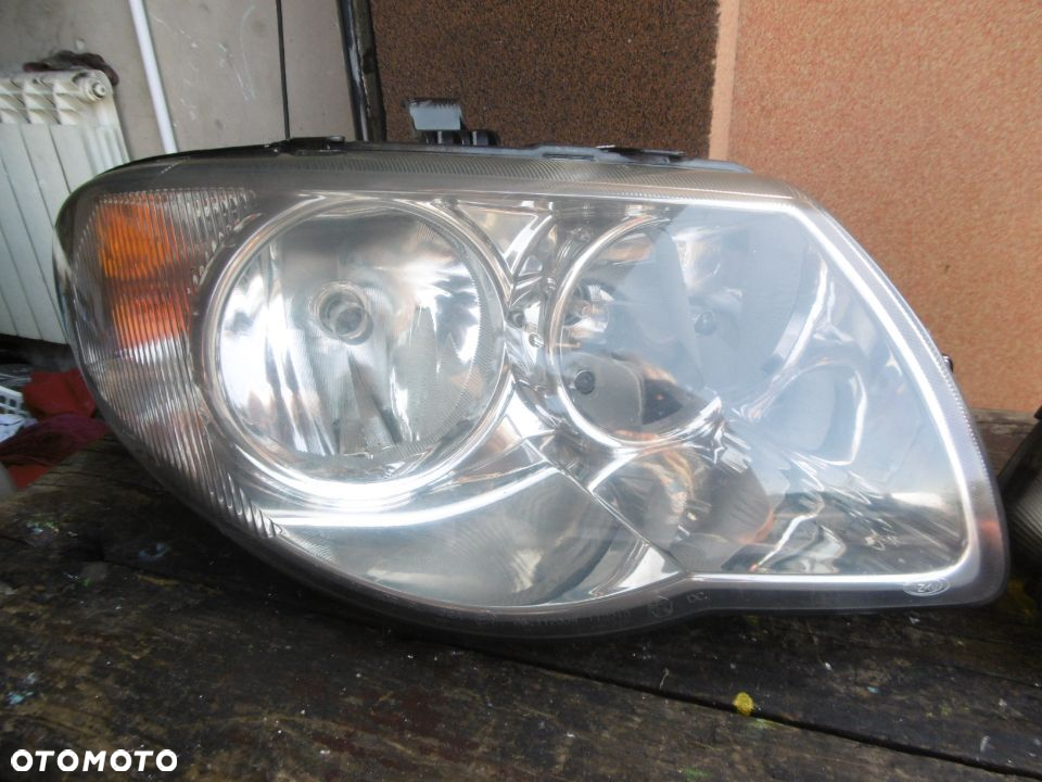 Lampa przód Chrysler Voyager LIFT ZKW EUROPA - 2