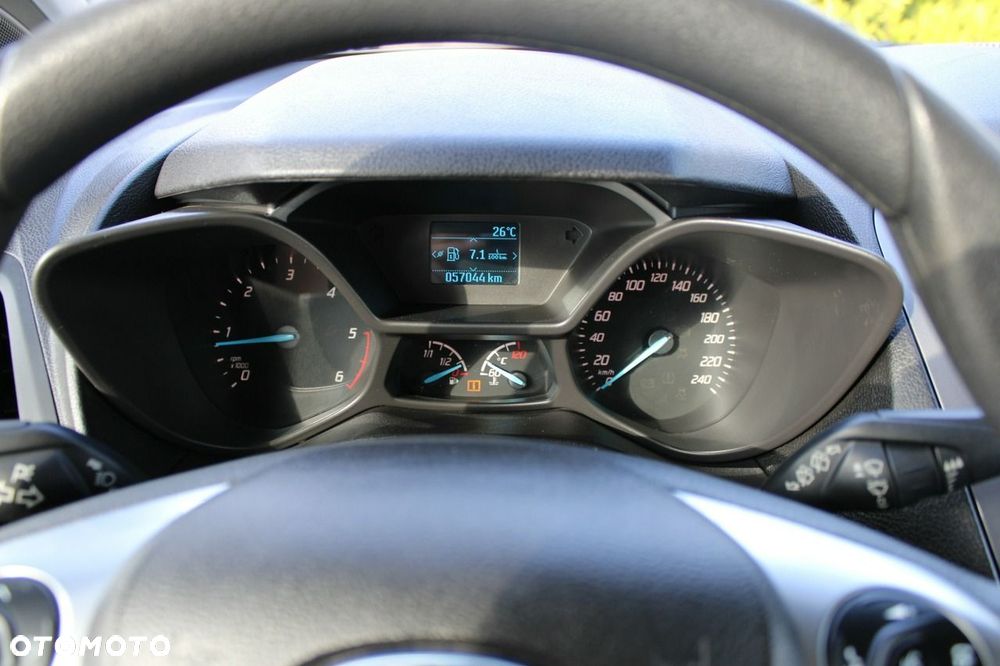 Ford Transit Connect - 19