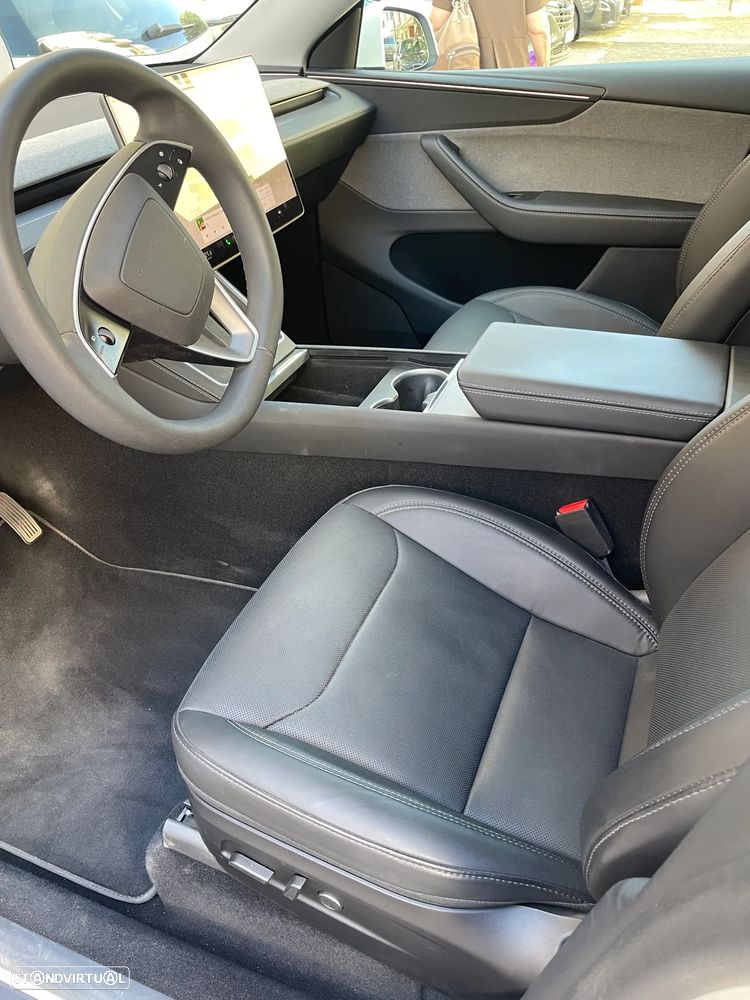 Tesla Model Y Long Range Tração Traseira - 10