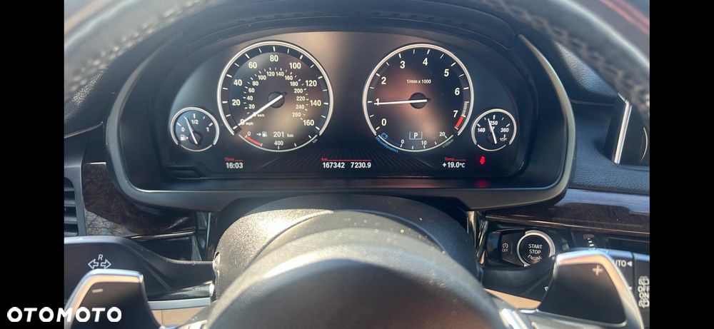 BMW X5 xDrive35i - 14