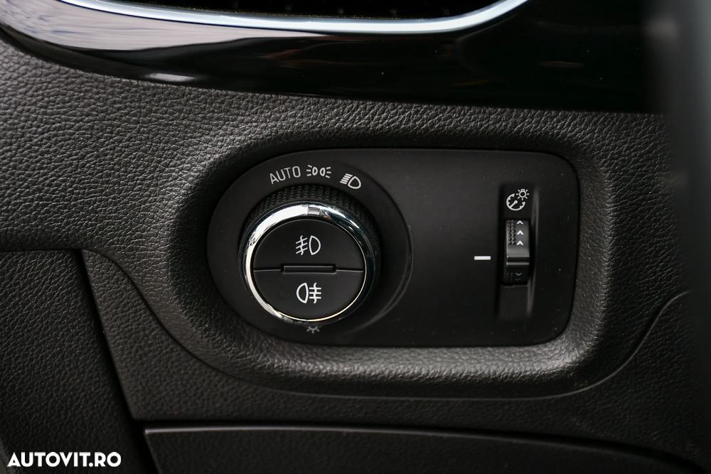 Opel Astra 1.6 D Start/Stop Innovation - 15