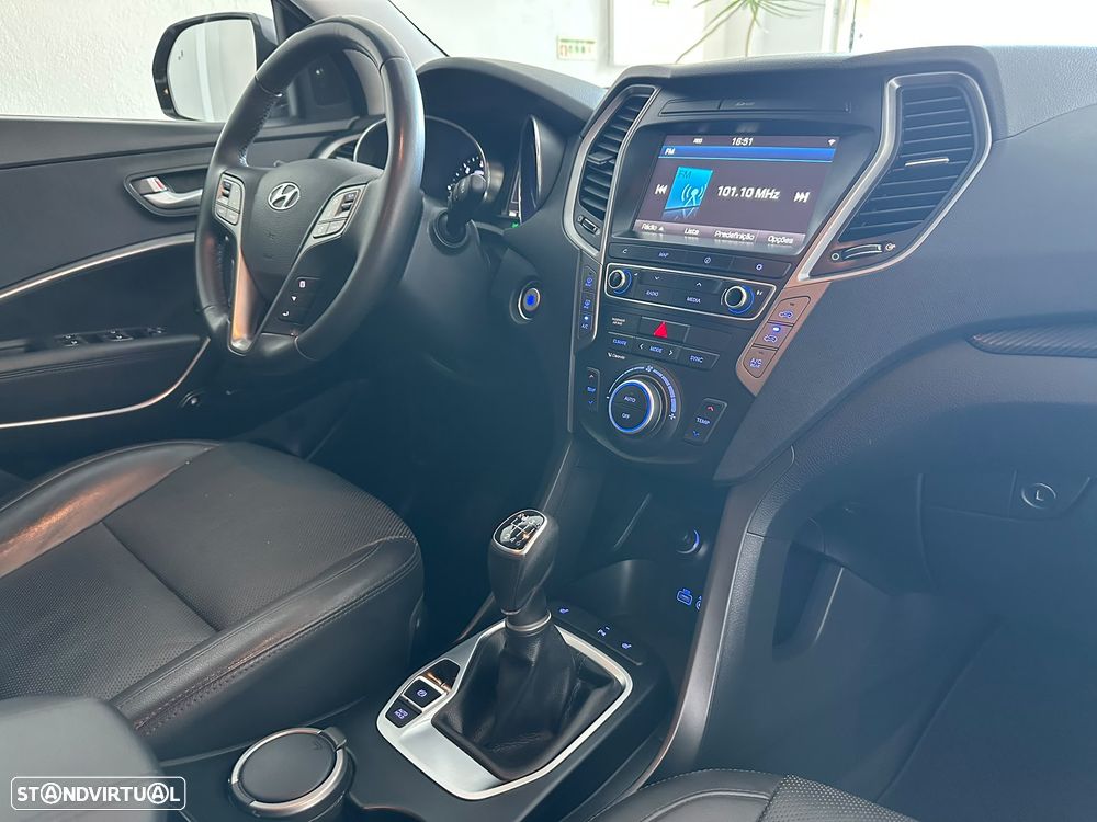 Hyundai Santa Fe blue 2.2 CRDI 2WD Style - 37