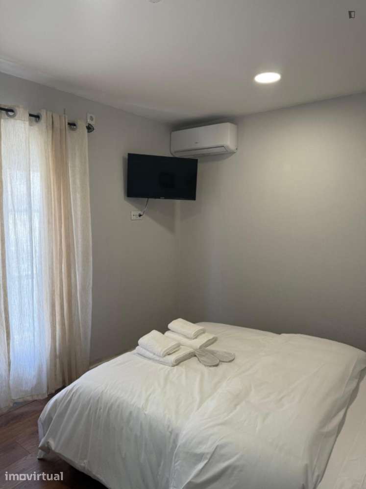 Quarto - localizado em Amadora Lisbon - Grande imagem: 2/26