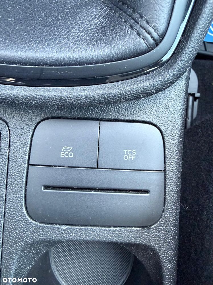 Ford Fiesta 1.1 Trend - 27