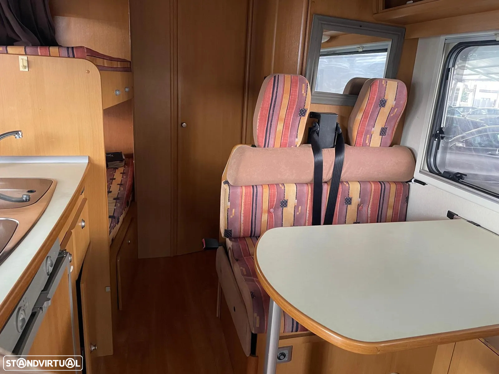 CI International Elliot 10 - Autocaravana - 21