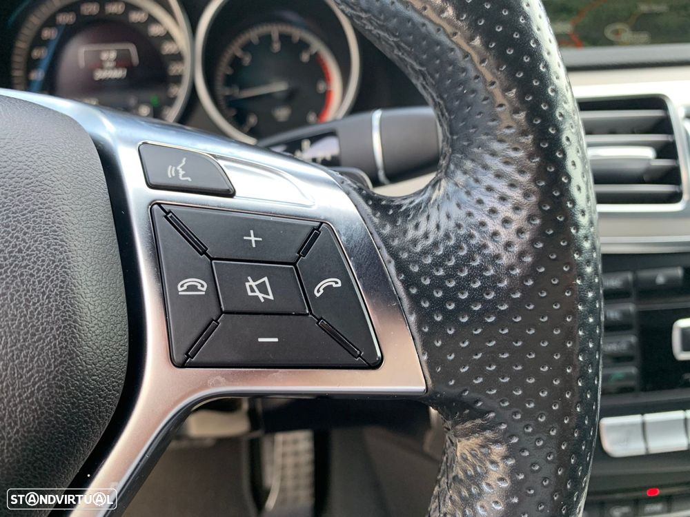 Mercedes-Benz E 220 BlueTEC Avantgarde Auto. - 36