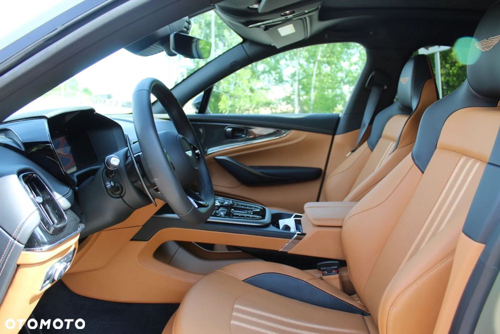 Aston Martin DBX707 - 18