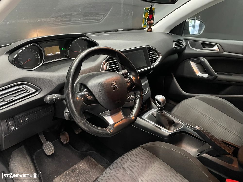 Peugeot 308 SW BlueHDi 120 Stop & Start Active - 4