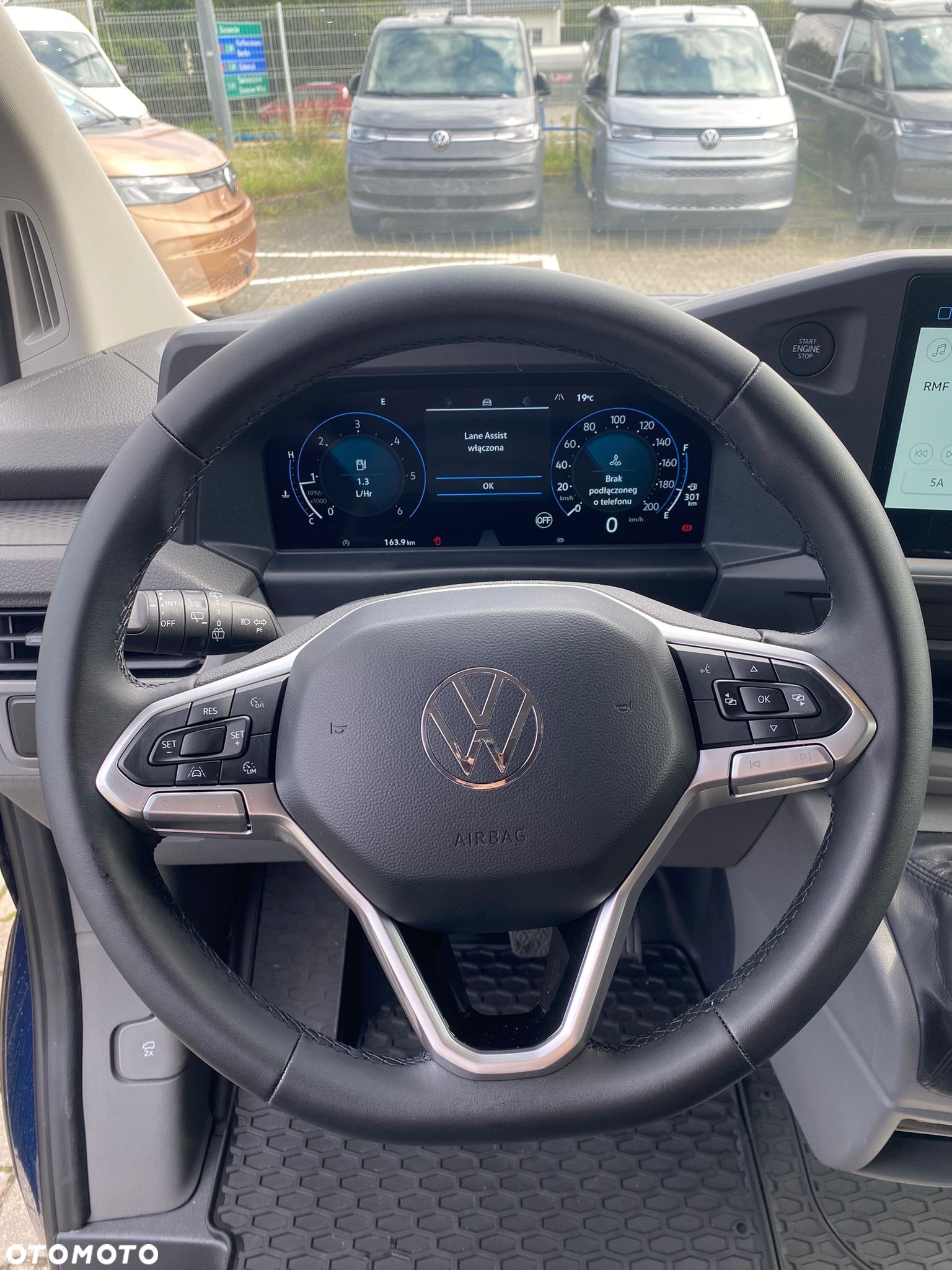 Volkswagen Caravelle 2.0 TDI L2 - 10