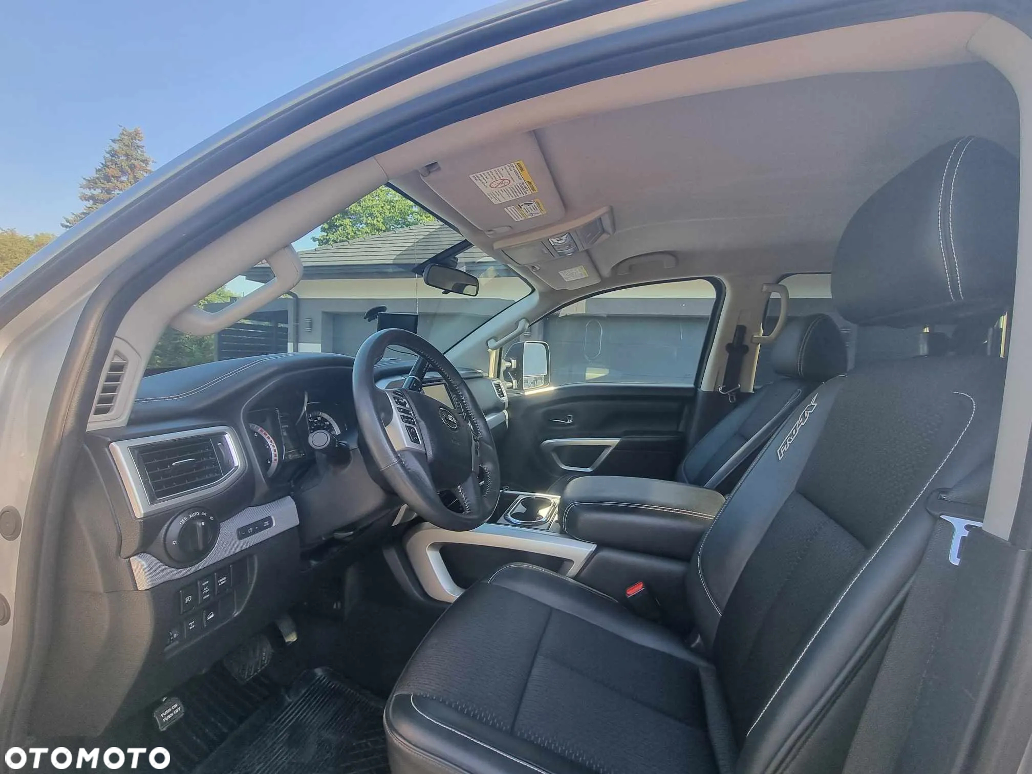 Nissan Titan - 18