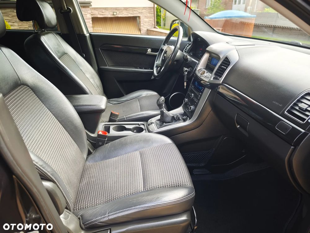 Chevrolet Captiva 2.2 2WD LT+ - 26