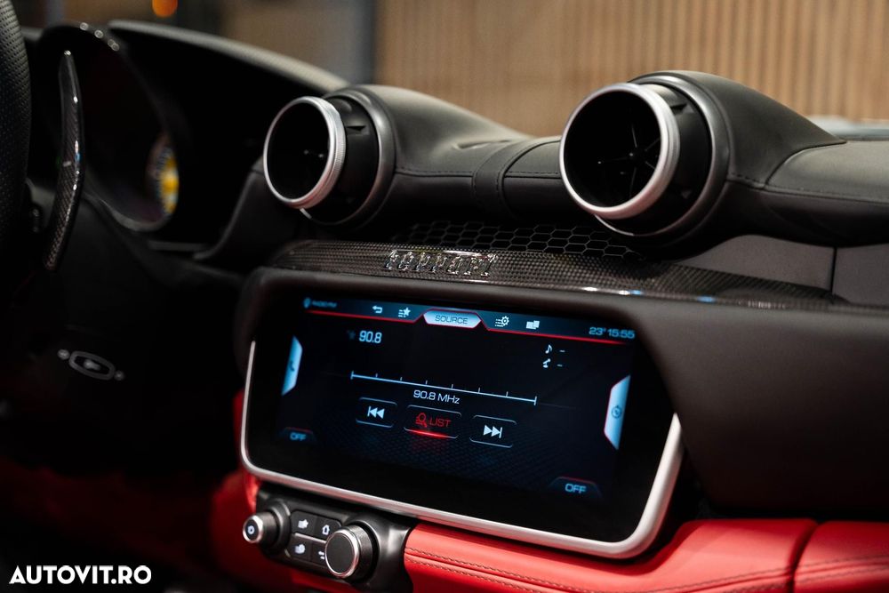 Ferrari Portofino - 29