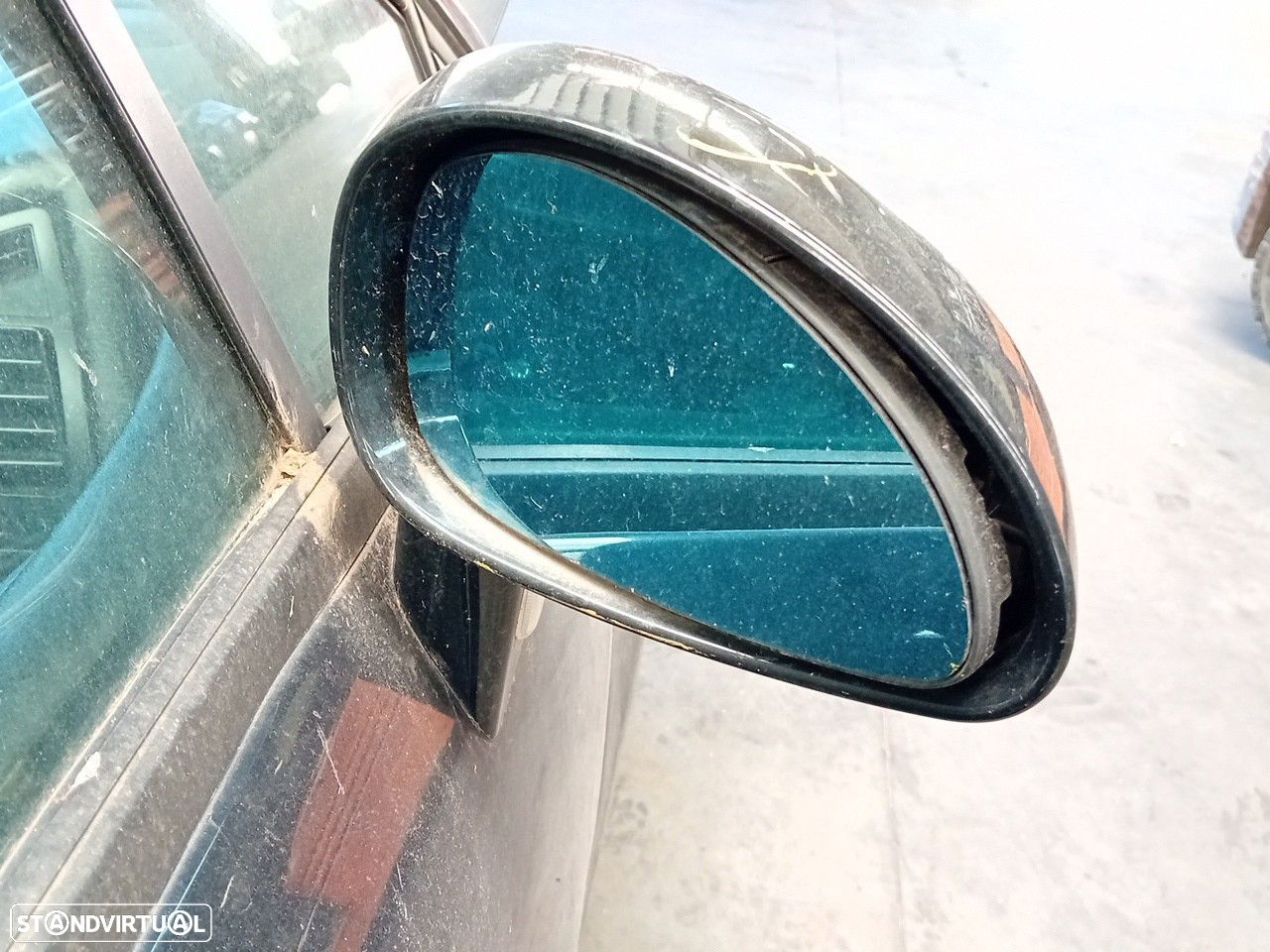 Retrovisor / espelho direito CITROËN C4 Coupé (LA_) - 1