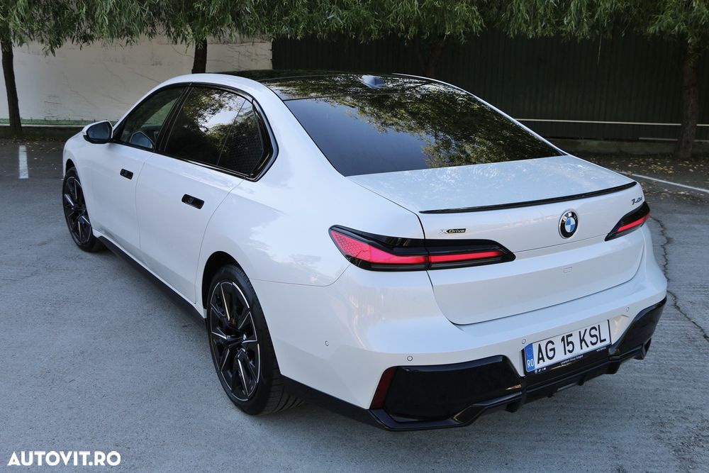 BMW Seria 7 - 23