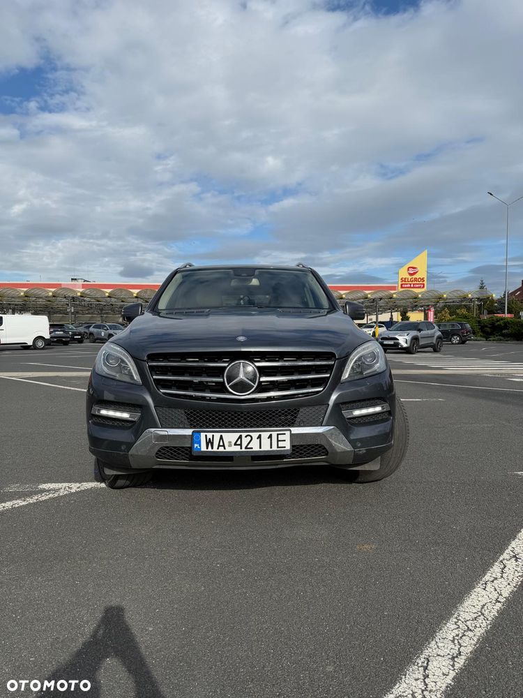 Mercedes-Benz ML 350 BlueTec 4-Matic - 2