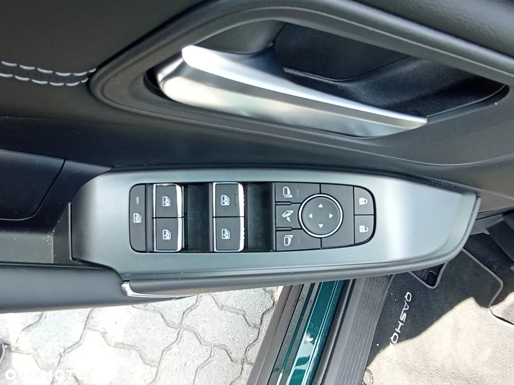 Nissan Qashqai 1.5 e-POWER N-Connecta - 22