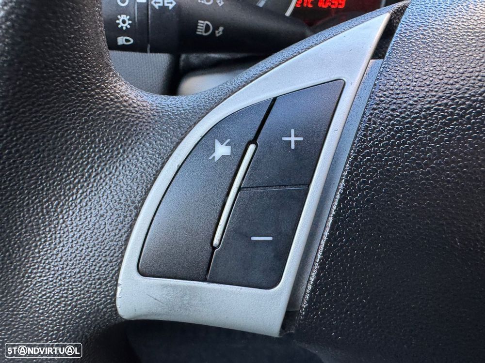 Fiat Punto 1.2 Lounge S&S - 27