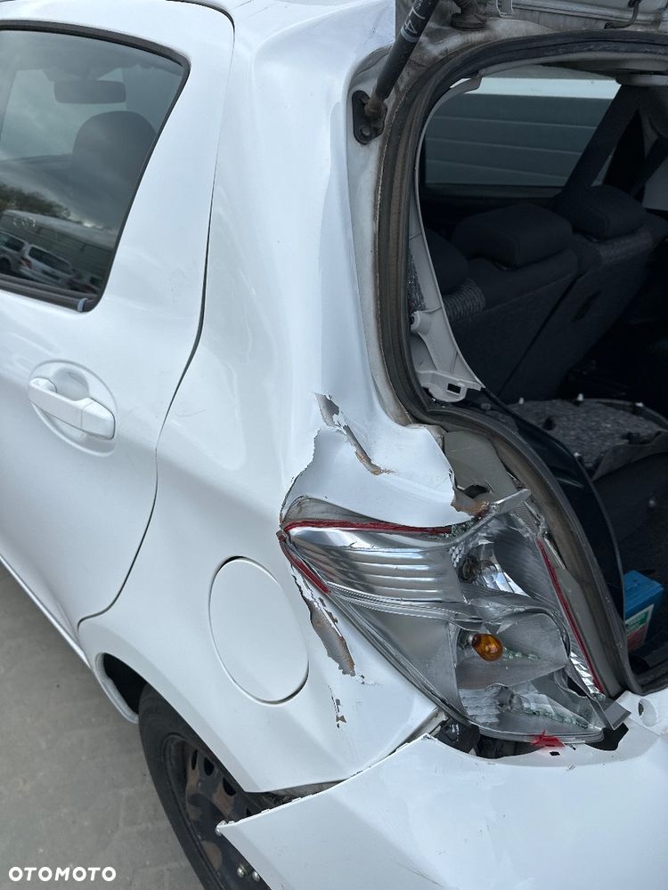 Toyota Yaris 1.33 Prestige - 22