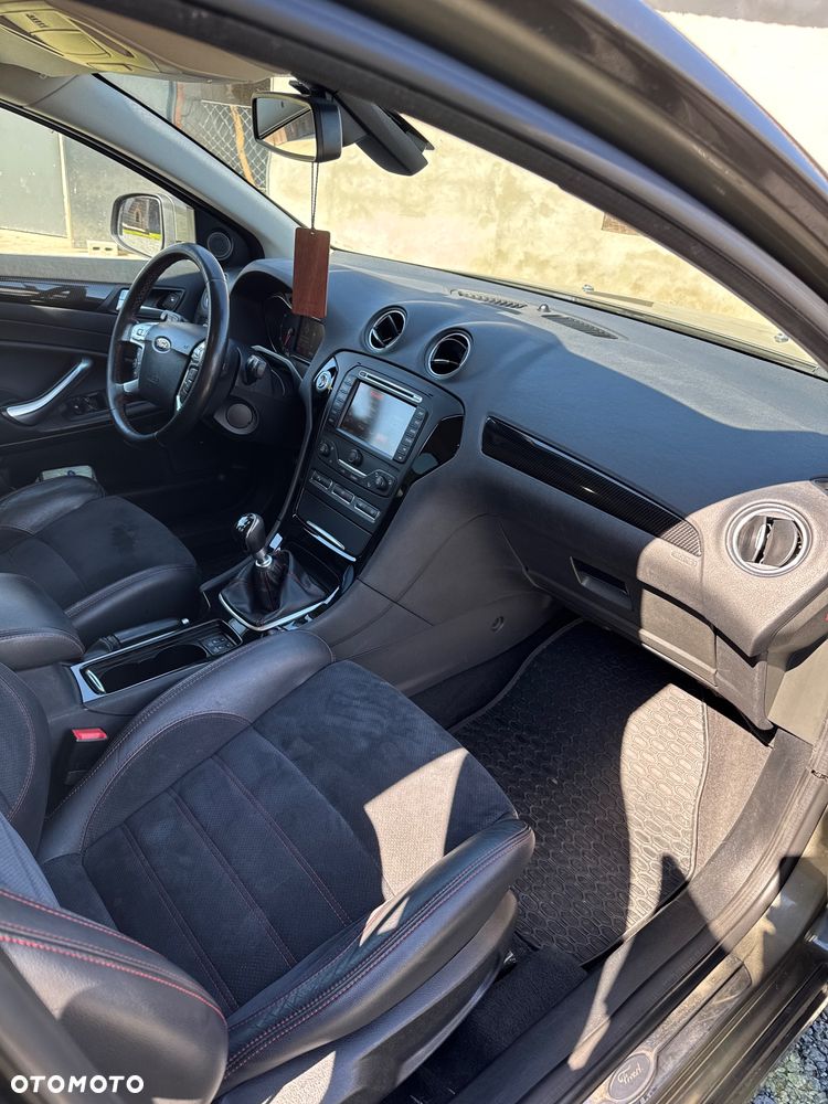 Ford Mondeo 2.0 TDCi Titanium S - 9