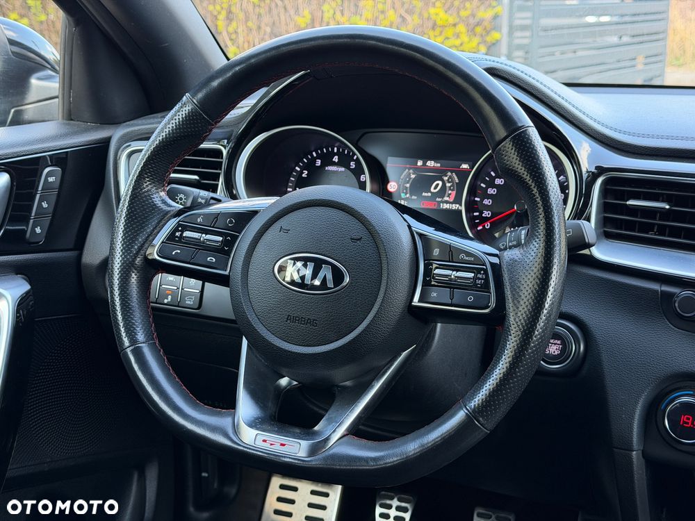 Kia ProCeed 1.6 T-GDI GT - 17